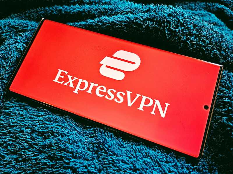 VPN trên iPhone là gì